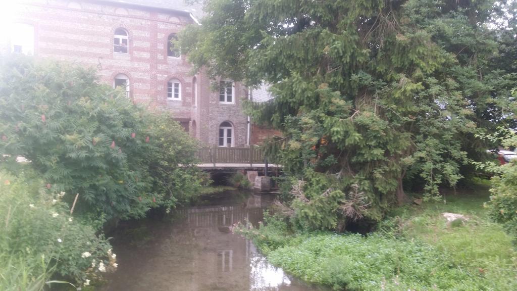 Gite De L'Ancien Moulin Valmont  Bagian luar foto